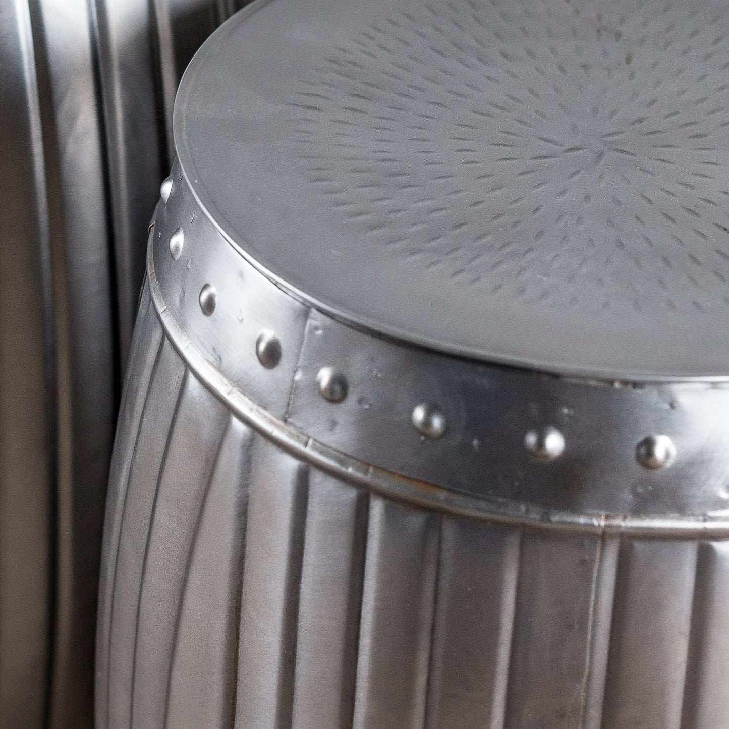 Barrel Stool Set of 2 (R-1147)