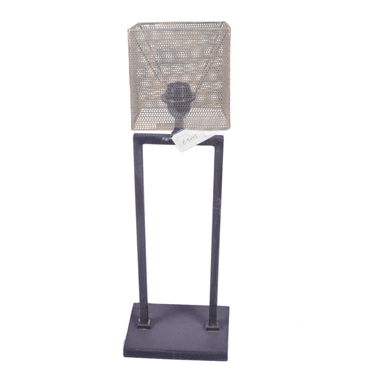 Iron Table Lamp (R-5158)