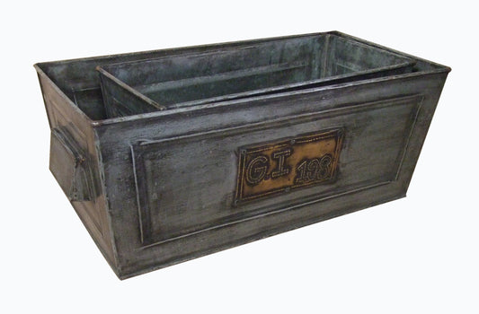 Iron Planter S/2 (R-1443)